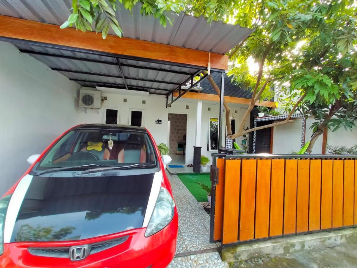 Shifana Homestay Syariah Yogyakarta Eksteriør bilde
