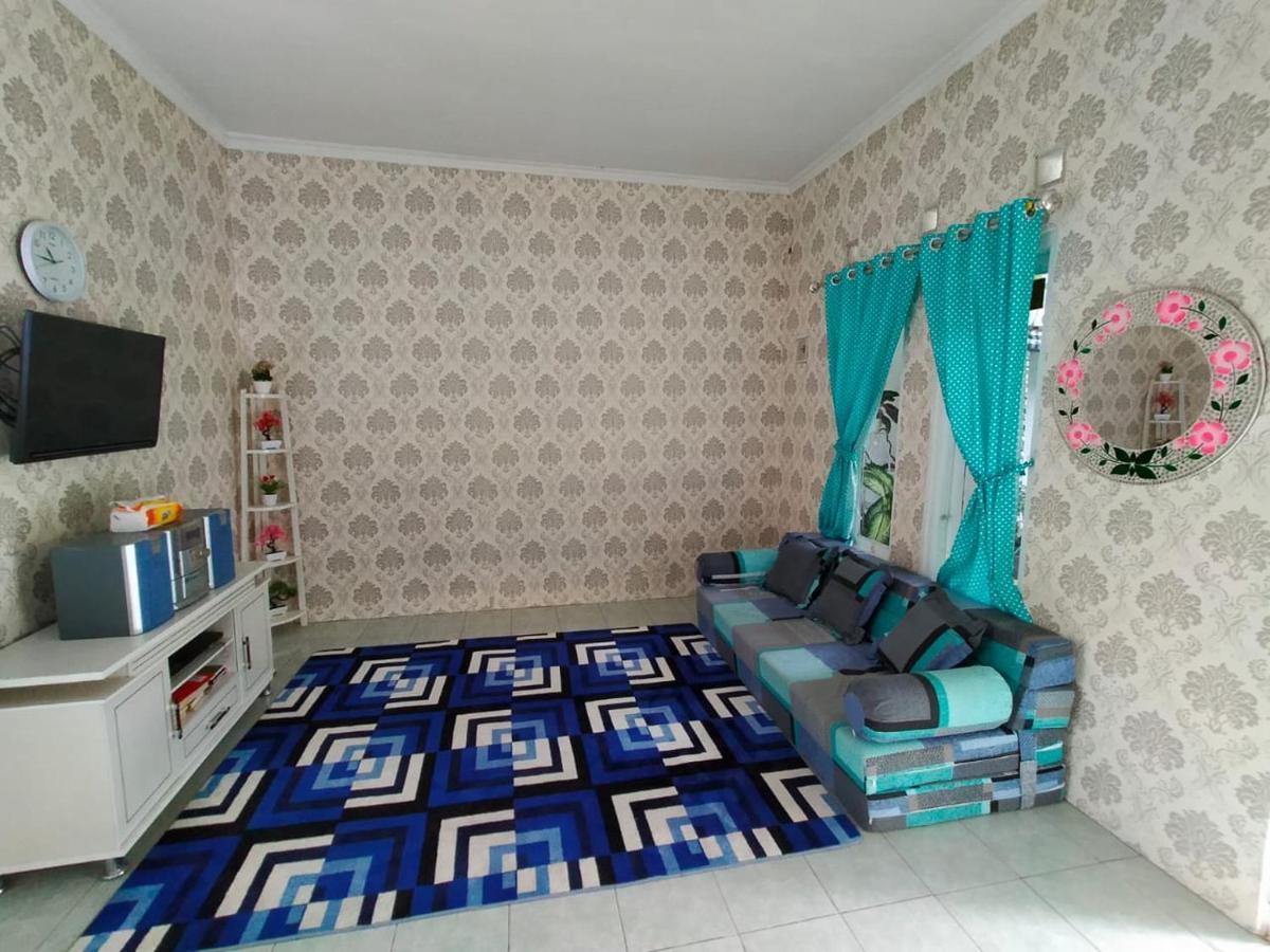 Shifana Homestay Syariah Yogyakarta Eksteriør bilde
